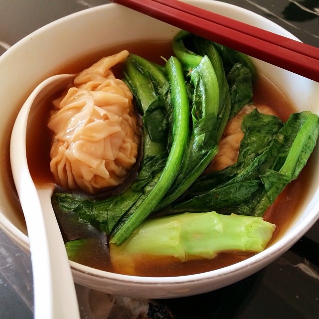 Corn-and-pork dumplings in a home-made soup