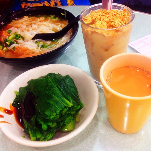 A noodle lunch in Tai Po