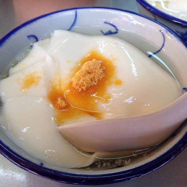 Fresh tofu pudding in Tai Po Market