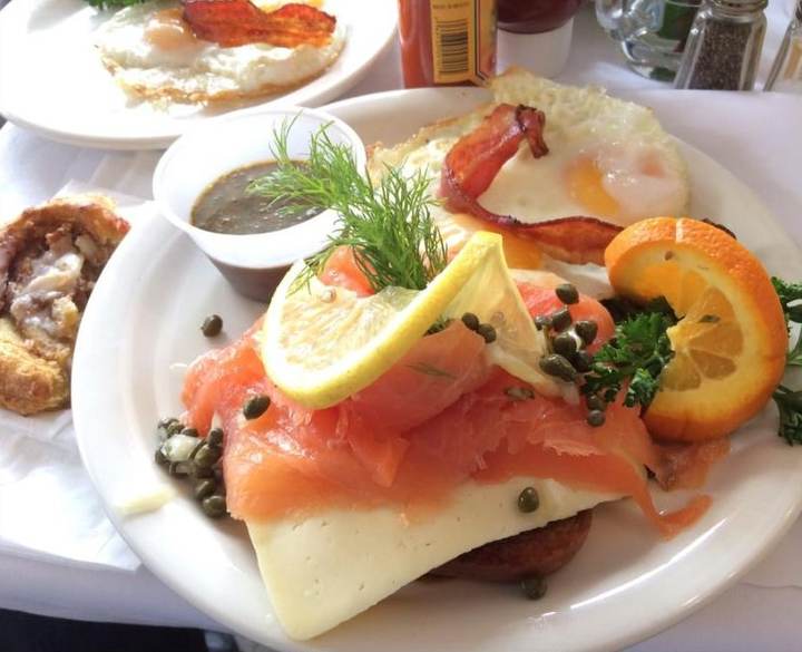 Andersen's Danish Bakery & Restaurant visit photograph by Roger Ma