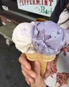 Fosselman's Ice Cream Co. photograph by Roger Ma