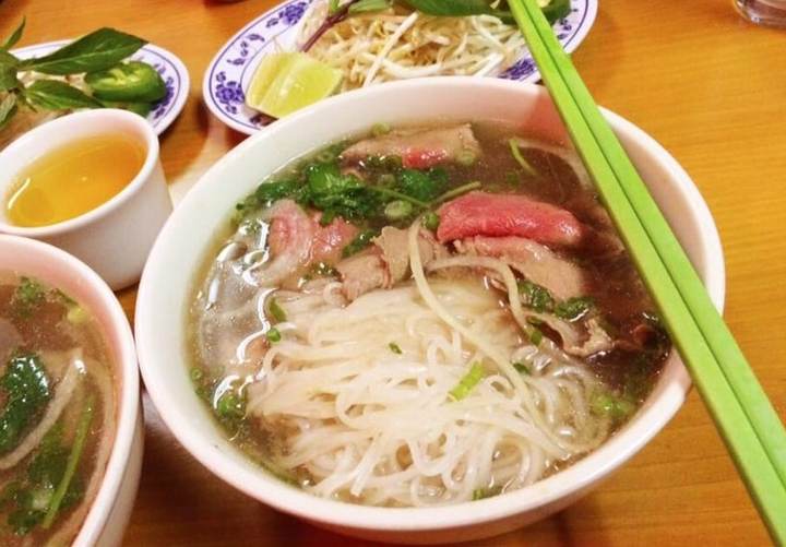 Pho Sao Bien visit photograph by Roger Ma