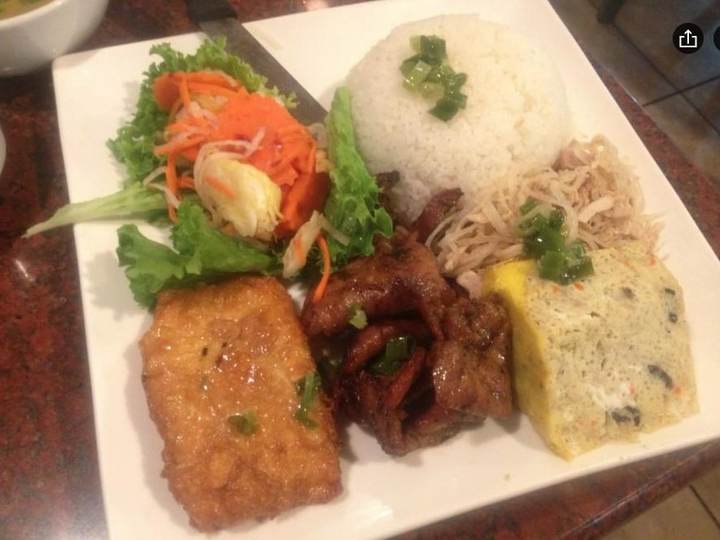 Thanh My Restaurant visit photograph by Roger Ma